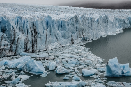 View of the magnificent Perito Moreno glacier, patagonia, Argentina.  ( HDR image )の写真素材