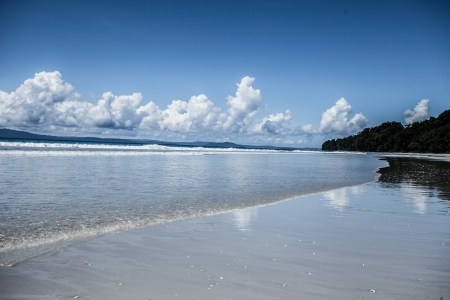 Landscape photo of tranquil island beach の写真素材