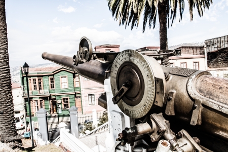 Colorful house in Valparaiso, Chile with view on the port. のeditorial素材