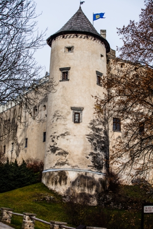 Niedzica Castle at Czorsztyn Lake in Poland のeditorial素材