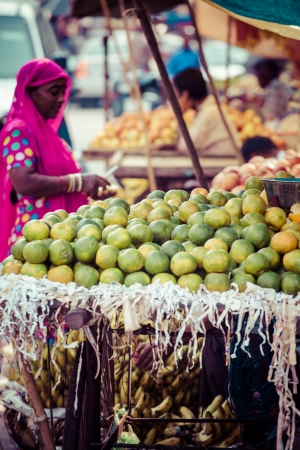Asian farmer's market selling fresh fruits のeditorial素材