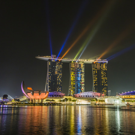 MARINA BAY SANDS, SINGAPORE NOVEMBER 05, 2015: Beautiful laser show at the Marina Bay waterfront, Singapore on November 05, 2015のeditorial素材