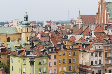 Old town in Warsaw, Poland. The Royal Castle and Sigismund's Column called Kolumna Zygmuntaのeditorial素材