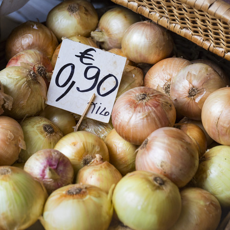 Many onions in the verandaの写真素材
