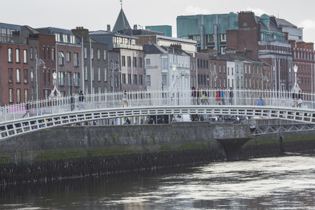 DUBLIN -JANUARY 12: Liffey river on January 12, 2015, Dublin.のeditorial素材