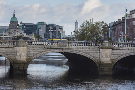 DUBLIN -JANUARY 12: Liffey river on January 12, 2015, Dublin.のeditorial素材