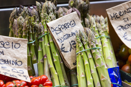 Green asparagus on mediterranean market stand, Bologna, Italy.のeditorial素材