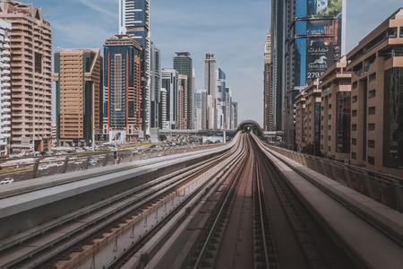DUBAI, UAE - JANUARY 18, 2017 :View of the Red Metro line in Dubai.のeditorial素材