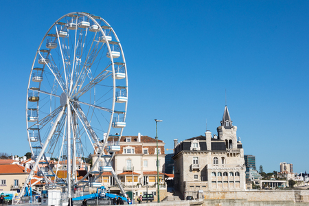 CASCAIS, PORTUGAL - JANUARY 19, 2018: Seaside cityscape of Cascais city in summer day. Cascais municipality, Portugal.のeditorial素材
