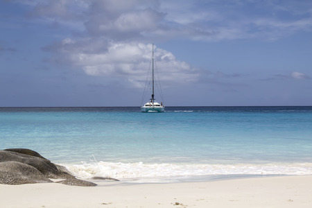 Sunny day on the lake of Seychellesの写真素材