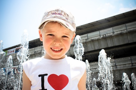 Child at Fountain in Siam Paragon square  Thailand Bangkokの写真素材