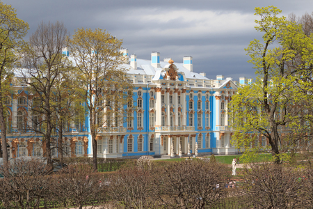 Russia, Saint-Petersburg, Pushkin - may 20, 2017: View of the Grand Catherine Palace in Tsarskoye Selo in cloudy weatherのeditorial素材