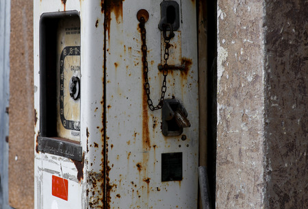 Old disused petrol filling station Buckingham Englandの写真素材