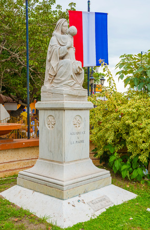 Madonna with Jesus the sculpture in central square in Aguadulce in Panama.のeditorial素材