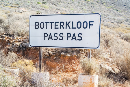 Road sign for The Botterkloof pass. It is a fairly substantial altitude gaining pass in the Northern Cape between Clanwilliam and Nieuwoudtville.の写真素材