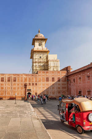 Jaipur, Rajasthan, India - Nov 17, 2019: Tourists visiting City Palace in Jaipur, Rajasthan, Indiaのeditorial素材