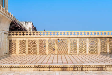 Sightseeing buildings in Agra Fort, palace build in 16th century was a capital of Mughal Empire in 16th and 17th century in Agra, India.のeditorial素材
