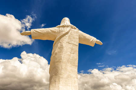 Statue of Cristo Blanco, White Christ. It is located on top of Red Hill, Pukamuqu, at 3600m height and it is natural viewpoint of the Cusco city in Peru.のeditorial素材
