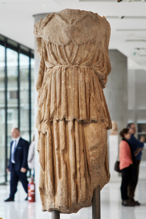 ATHENS, GREECE - DECEMBER 30, 2016: Statue of Athena in Acropolis museum.のeditorial素材