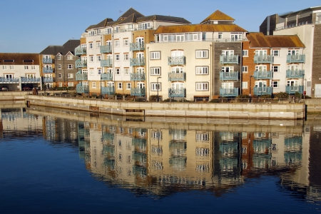 Quayside reflectionsの写真素材