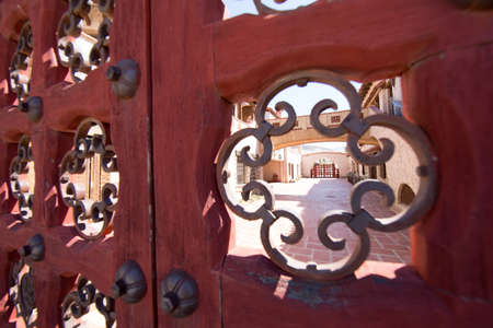 Looking through the courtyard gate at Scotty's Castle, Death Valleyのeditorial素材