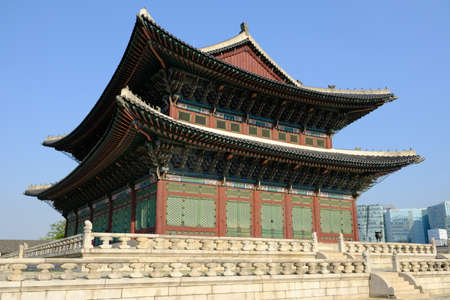 Seoul South Korea - Gyeongbokgung Palace Throne Hall Compound with Geunjeongjeon Hallのeditorial素材
