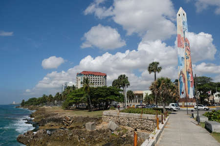 Dominican Republic Santo Domingo - Santo Domingo Obelisk - Obelisco de Santo Domingo and coastlineのeditorial素材