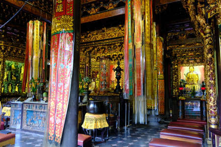 Taipei Taiwan - Lungshan Temple main temple hallのeditorial素材