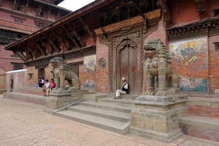 Lalitpur Nepal - Patan Durbar Square building with Statues of Lionsのeditorial素材