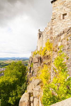 Stirling  August 2014: The castle was built atop Castle Hill and in august is the most visitated castle because it dominates all the surrounding plain and is one of the largest and most impressive castles  in Scotlandのeditorial素材