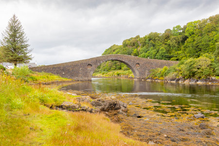 Inveraray historic stone bridgeのeditorial素材