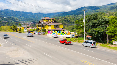 boquete September 2017: In September when the tourist season begins, visitors arriving at Boquete stop taking photos near the sign and why there is a panoramic spot and a cafeteriaのeditorial素材