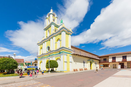 Ecuador June 2018 church and central park in Catacocha town visited by inhabitants and tourists to admire its beautiful architecture.のeditorial素材