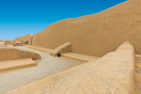 Peru July 2018 Sacred walls in Chan Chan, an archaeological site dates back to 50    700 AD. Famous for its old ruines. On the site the archaeologists are still workingのeditorial素材