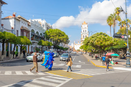 Sucre Bolivia October 9 Walking in May 25th square the main square of the city where the walking city tours of the city start every day.  Shoot on Octuber 9, 2019のeditorial素材