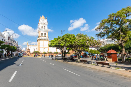Sucre Bolivia October 9 Walking in May 25th square the main square of the city where the walking city tours of the city start every day.  Shoot on Octuber 9, 2019のeditorial素材