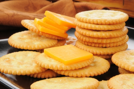 Closeup of a snack plate of cheese and crackersの写真素材