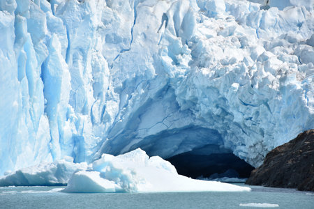 Perito Moreno Glacier on Lago Argentino, El Calafate, Parque Nacional Los Glaciares, Patagonia,...