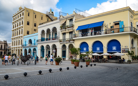 Buildings and balconies around the Plaza Vieja in Old Havana, Cubaのeditorial素材