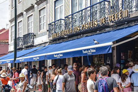 Lisbon, Portugal - July 26, 2019: Crowds of visitors outside the Pasteis de Belem bakery and cafe in Lisbonのeditorial素材