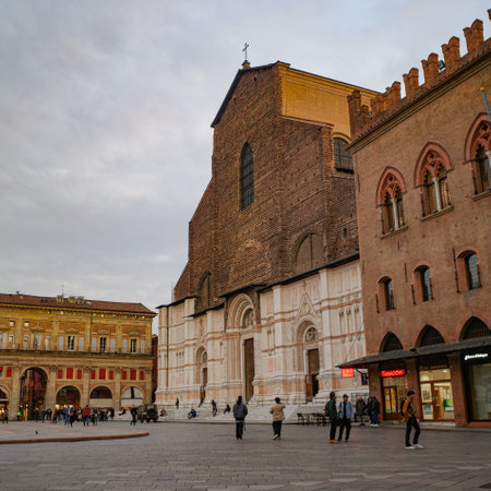 Bologna, Italy - 16 Nov 2022: Basilica di san Petronio in Piazza Maggiore, Bologna, capital of the Emilia Romagna Regionのeditorial素材
