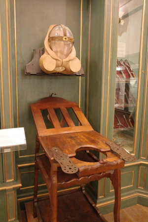 Bologna, Italy - 19 Nov, 2022: Medical exhibits at the Museo di Palazzo Poggi science museumのeditorial素材