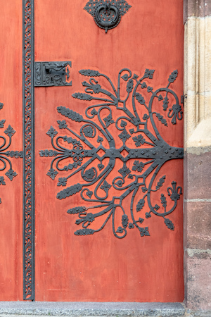 An image of a door of Saint Theobald's Church, Thannの写真素材