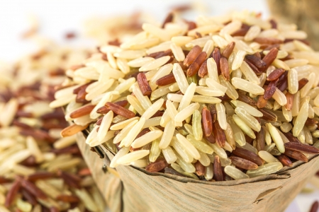 Whole rice grainsの写真素材