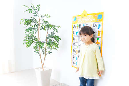 A child studying Englishの写真素材