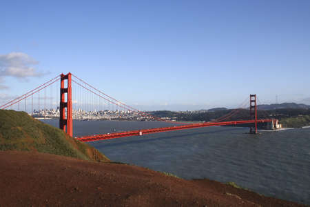 Golden Gate Bridge with San Francisco in backgroundの写真素材