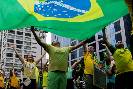 Sao Paulo Brazil March 13, 2016: One unidentified group of people in the biggest protest against federal government corruption in Sao Paulo.のeditorial素材