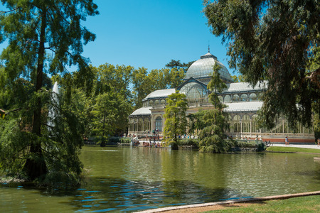 Crystal Palace and Pond - Park of the Pleasant Retreat, Madrid, Spainのeditorial素材