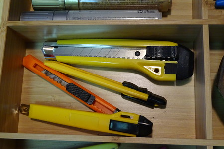 cutter tools in a wood box in detailの写真素材
