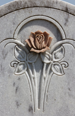 Close up of Historic Headstone With Floral Design in Rural East Texas Cemeteryの写真素材